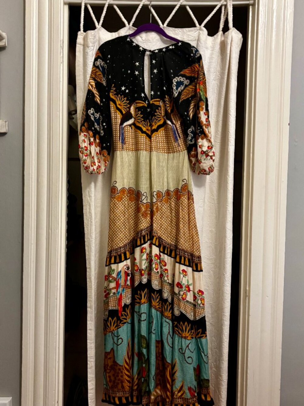 Farm Rio maxi dress L V-neck, keyhold back, stars & multi-color pattern - Picture 2 of 8